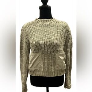 Zara light olive green sweater with pockets